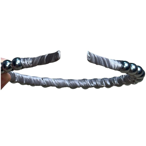 Anthropologie Silver Pearl Wrapped Ribbon Thin Headband - 1 count - Picture 3 of 5